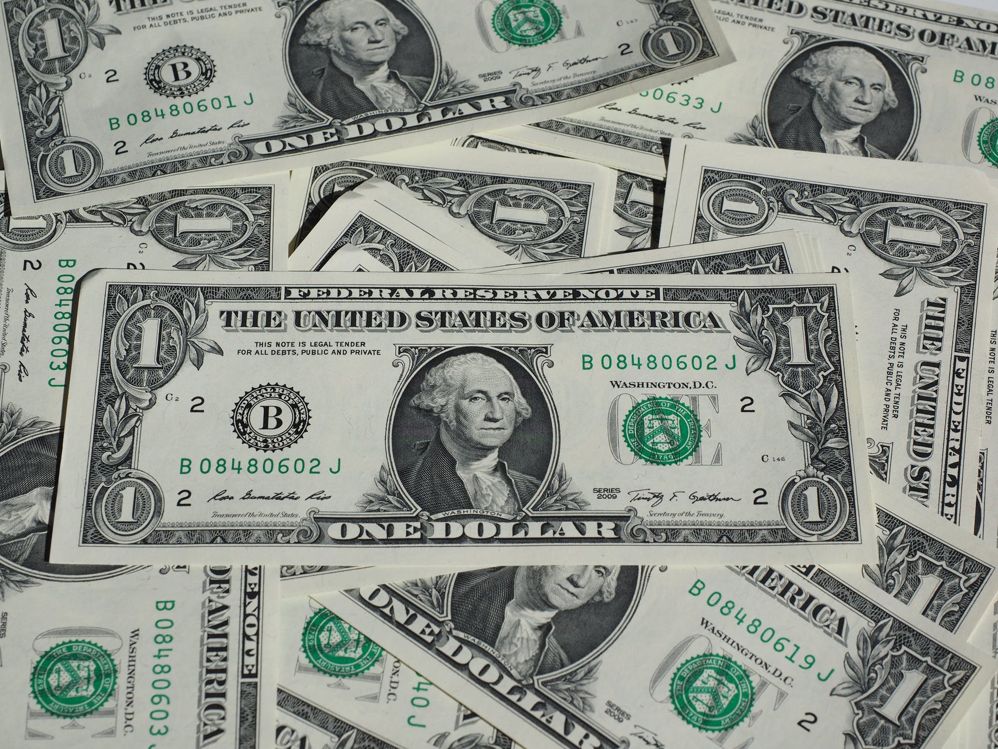 Investors Bilked in $1.2B Woodbridge Ponzi Scam Must Pay 16% to Borrow on What They Are Owed